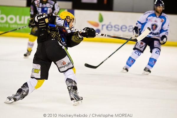 Strasbourg  2 - 4 Angers 