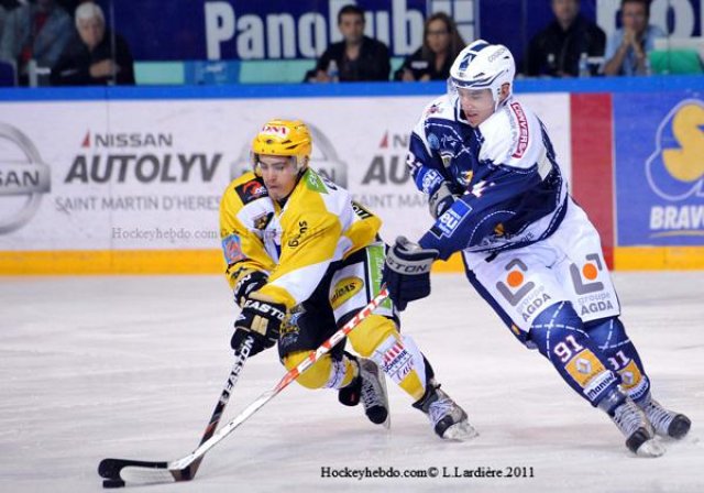 Photo hockey match Grenoble  - Strasbourg  le 24/09/2011