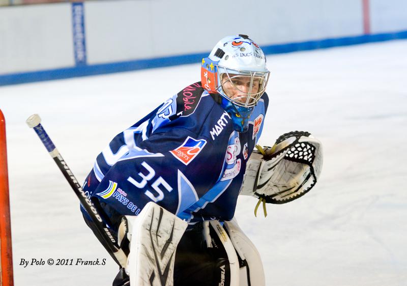 Angers  2 - 3 Chamonix 