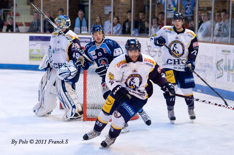 Angers  2 - 3 Chamonix 