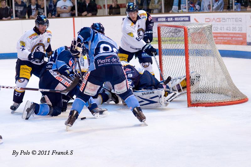 Angers  2 - 3 Chamonix 