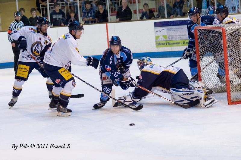 Angers  2 - 3 Chamonix 