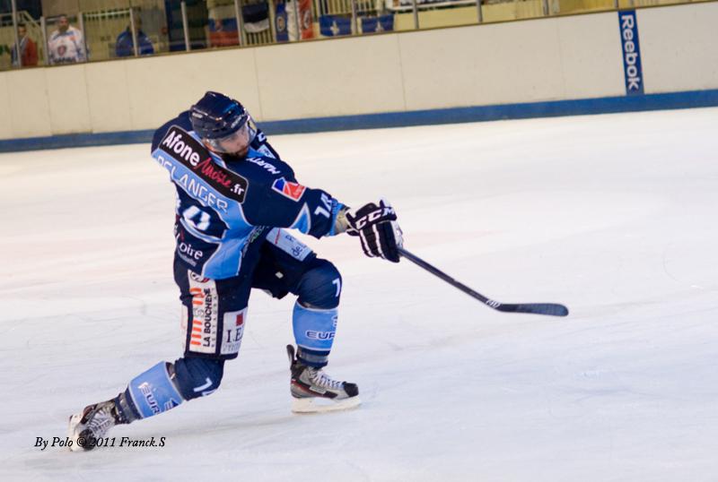 Angers  2 - 3 Chamonix 