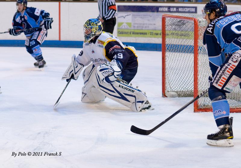 Angers  2 - 3 Chamonix 