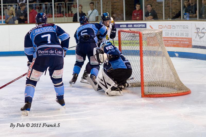 Angers  2 - 3 Chamonix 
