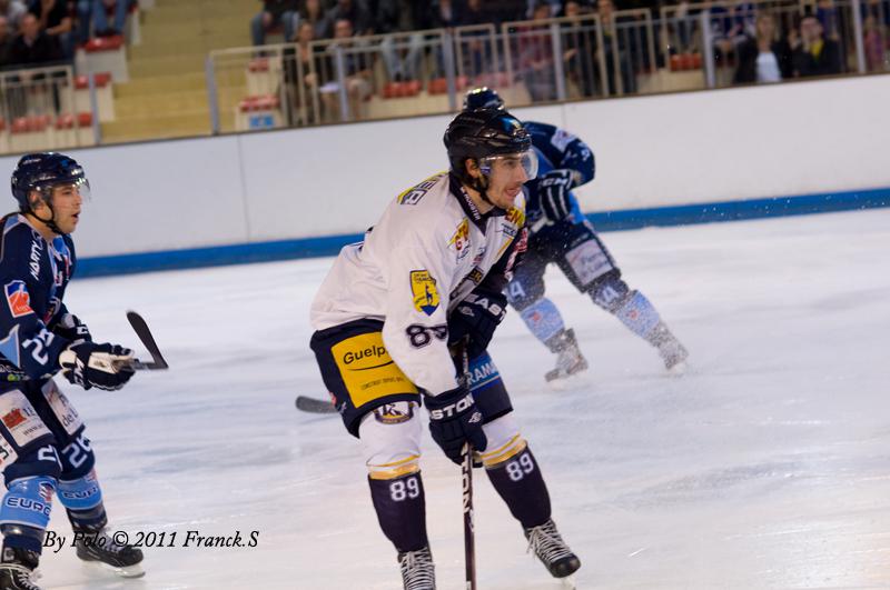 Angers  2 - 3 Chamonix 