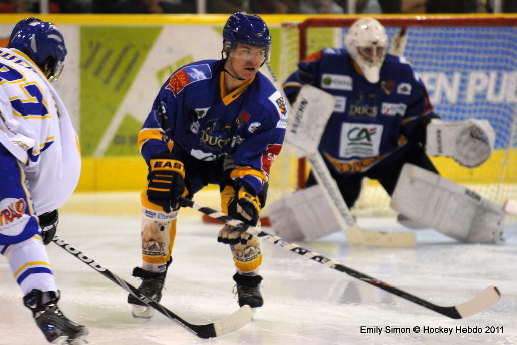 Dijon  11 - 3 Villard-de-Lans
