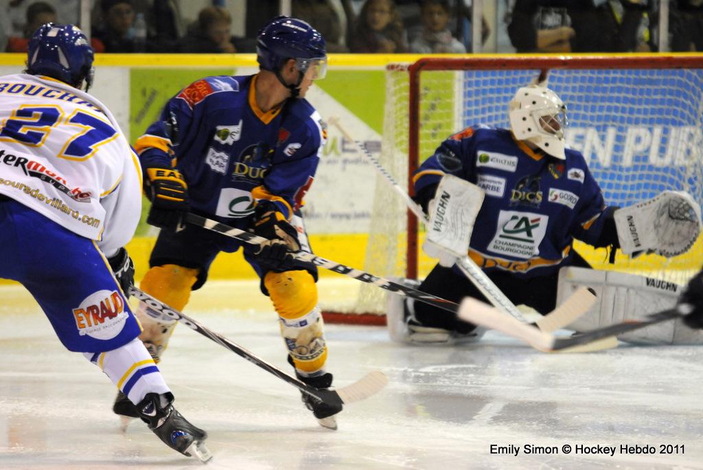 Dijon  11 - 3 Villard-de-Lans