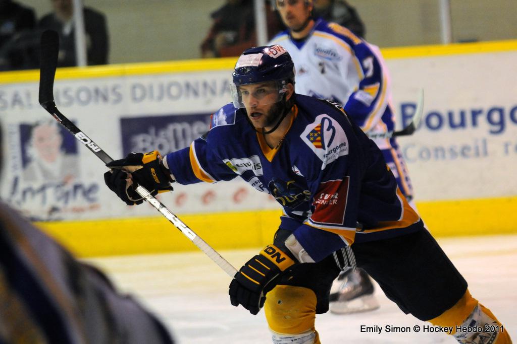 Dijon  11 - 3 Villard-de-Lans