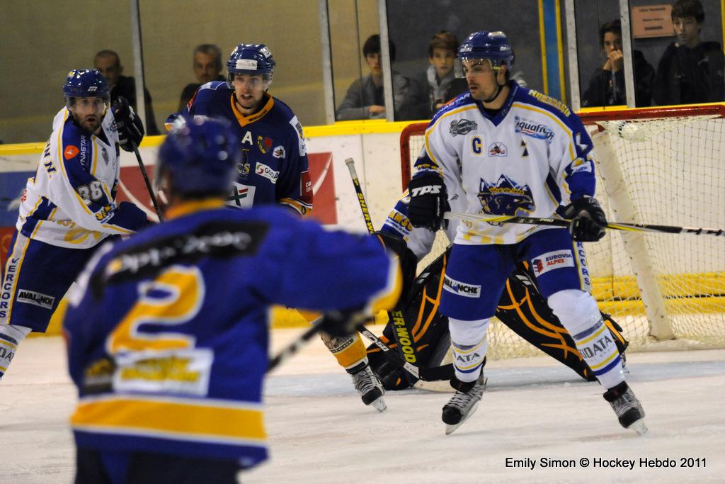 Dijon  11 - 3 Villard-de-Lans