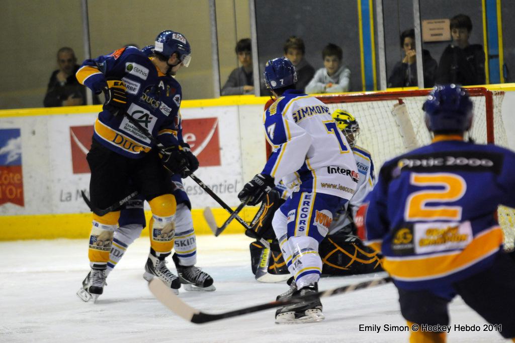 Dijon  11 - 3 Villard-de-Lans