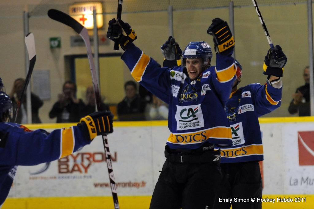 Dijon  11 - 3 Villard-de-Lans