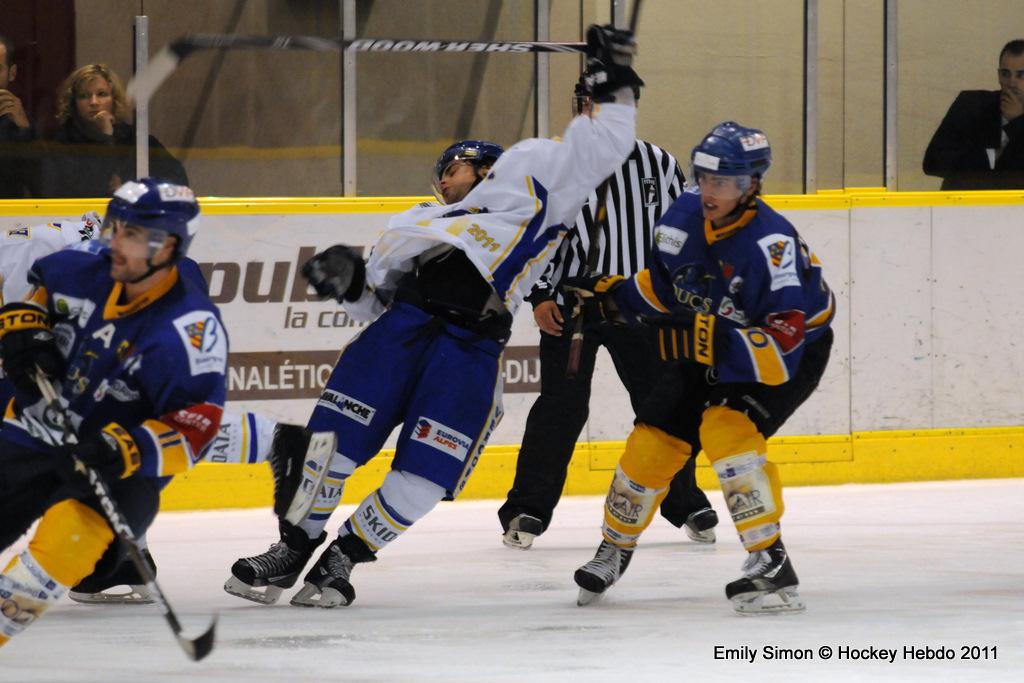 Dijon  11 - 3 Villard-de-Lans