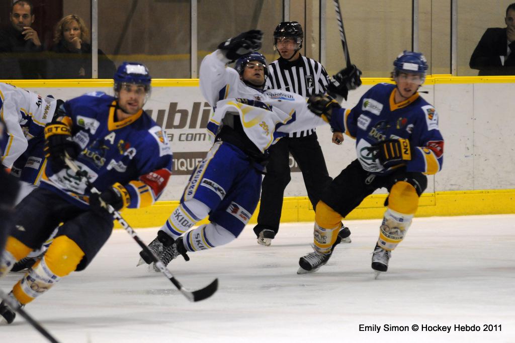 Dijon  11 - 3 Villard-de-Lans