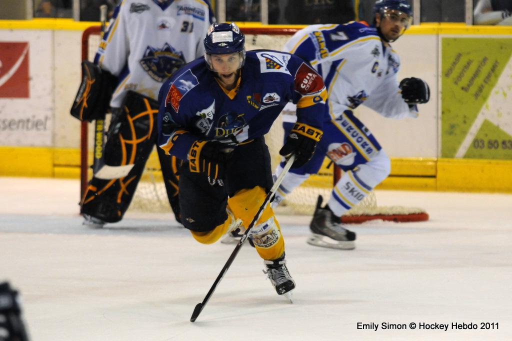 Dijon  11 - 3 Villard-de-Lans