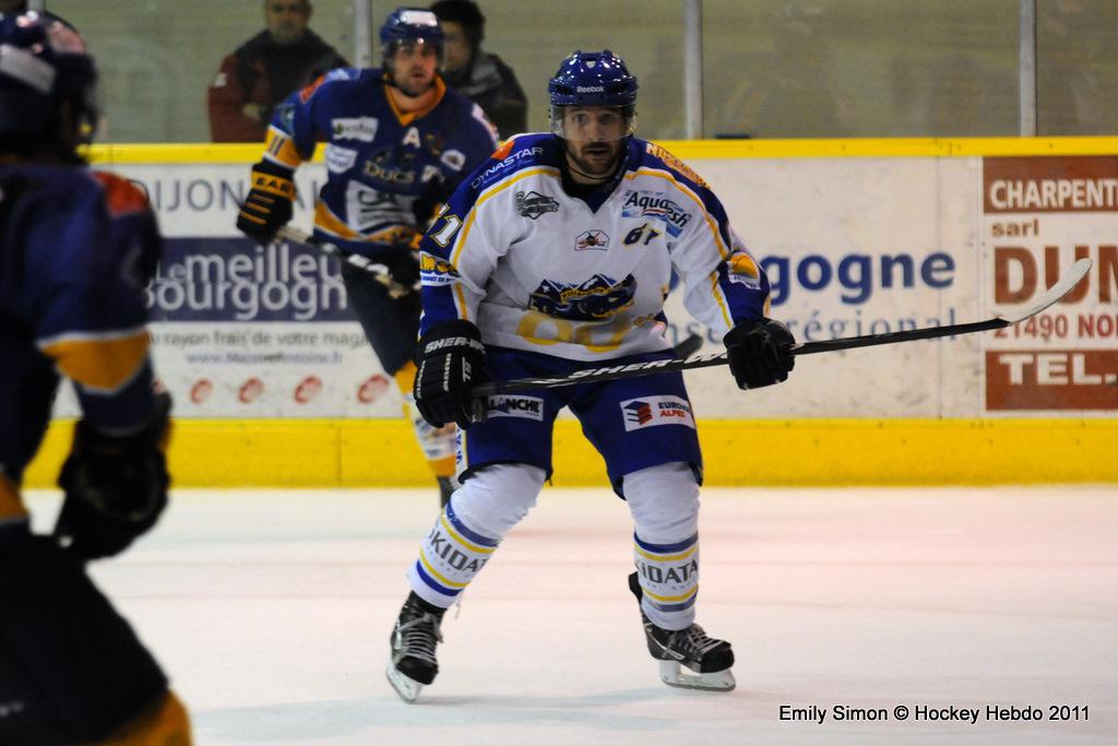 Dijon  11 - 3 Villard-de-Lans