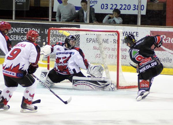 Amiens  4 - 2 Neuilly/Marne