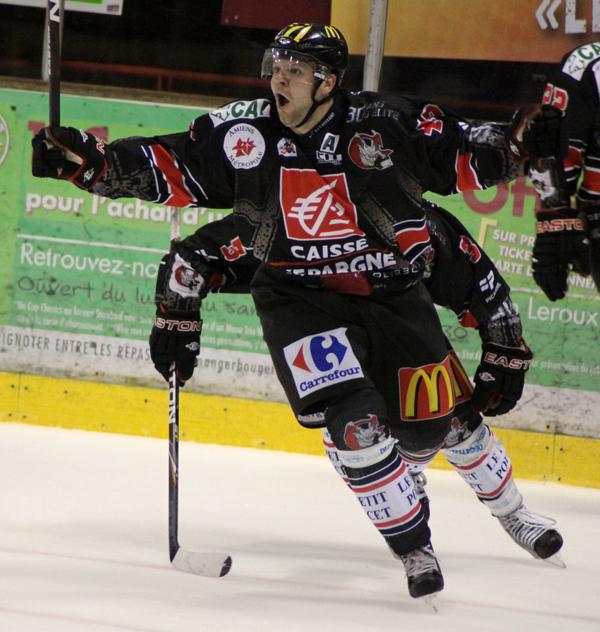 Amiens  4 - 2 Neuilly/Marne