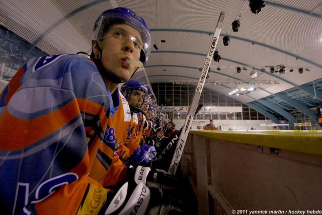 Photo hockey match Clermont-Ferrand - Courchevel-Méribel-Pralognan le 24/09/2011