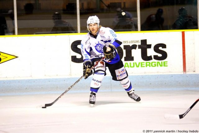 Photo hockey match Clermont-Ferrand - Courchevel-Méribel-Pralognan le 24/09/2011