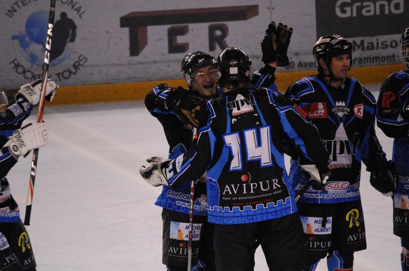 Tours  7 - 4 Nantes