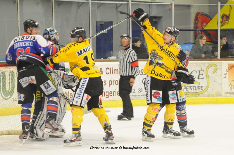 Caen  2 - 3 Rouen