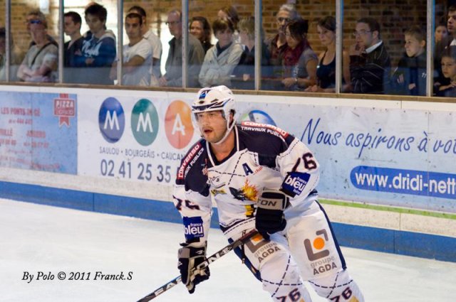 Photo hockey match Angers  - Grenoble  le 01/10/2011