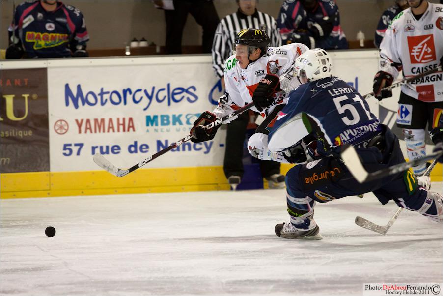 Epinal  3 - 1 Amiens 