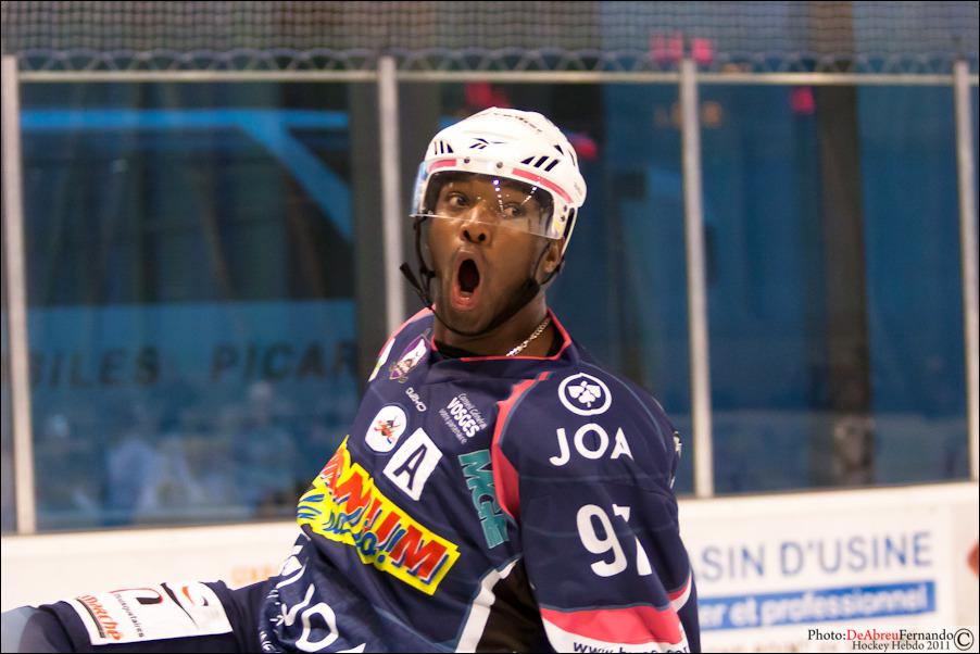 Epinal  3 - 1 Amiens 