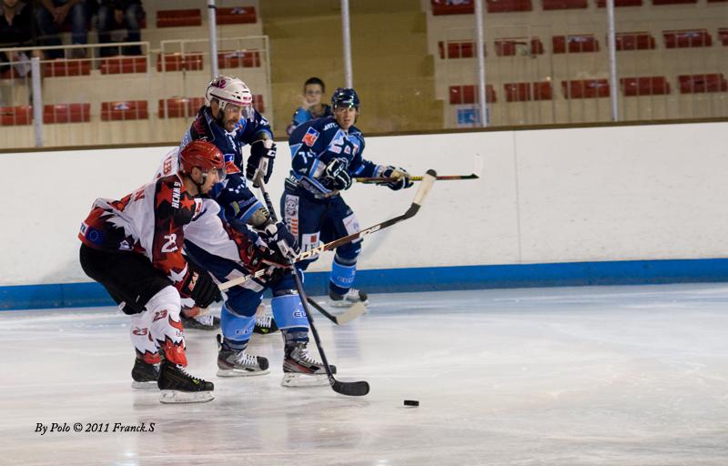 Angers  3 - 2 Neuilly/Marne
