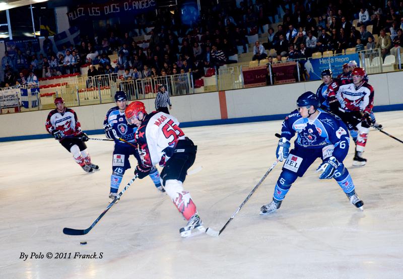 Angers  3 - 2 Neuilly/Marne