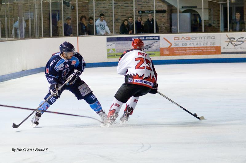 Angers  3 - 2 Neuilly/Marne