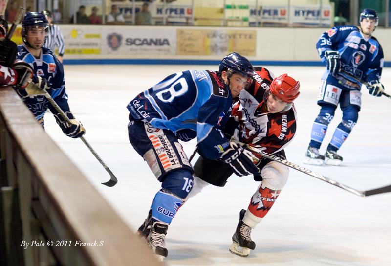 Angers  3 - 2 Neuilly/Marne