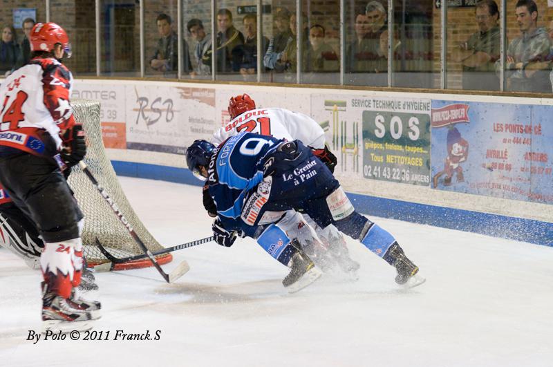 Angers  3 - 2 Neuilly/Marne