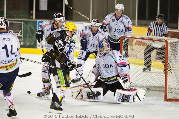 Strasbourg  4 - 5 Epinal 