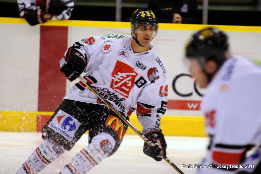 Dijon  4 - 0 Amiens 
