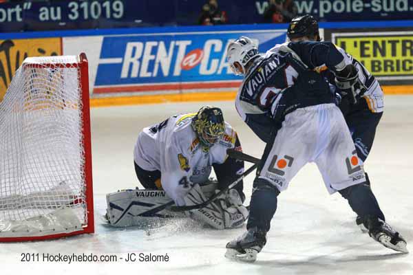 Grenoble  3 - 4 Chamonix 