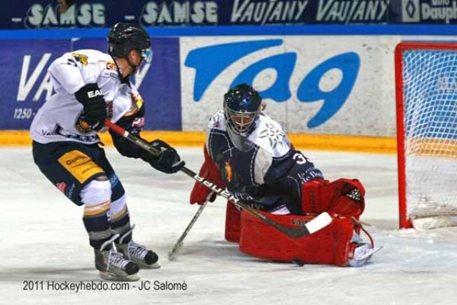 Photo hockey match Grenoble  - Chamonix  le 08/10/2011