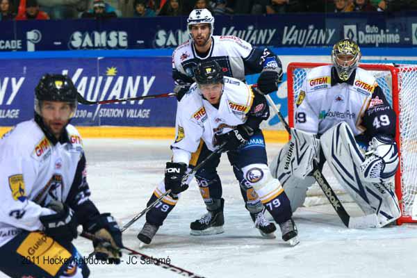 Grenoble  3 - 4 Chamonix 