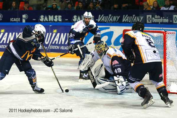 Grenoble  3 - 4 Chamonix 