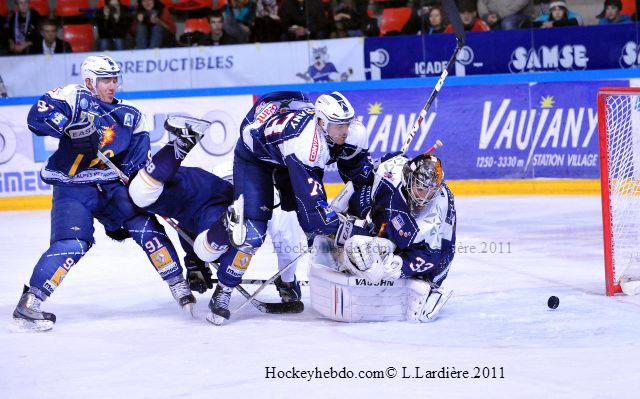 Grenoble  3 - 4 Chamonix 