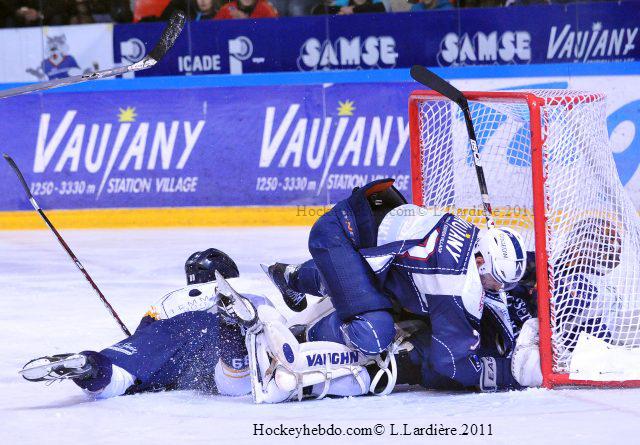 Grenoble  3 - 4 Chamonix 