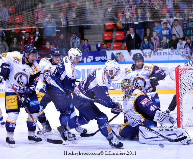 Grenoble  3 - 4 Chamonix 