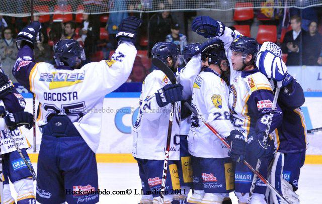 Grenoble  3 - 4 Chamonix 