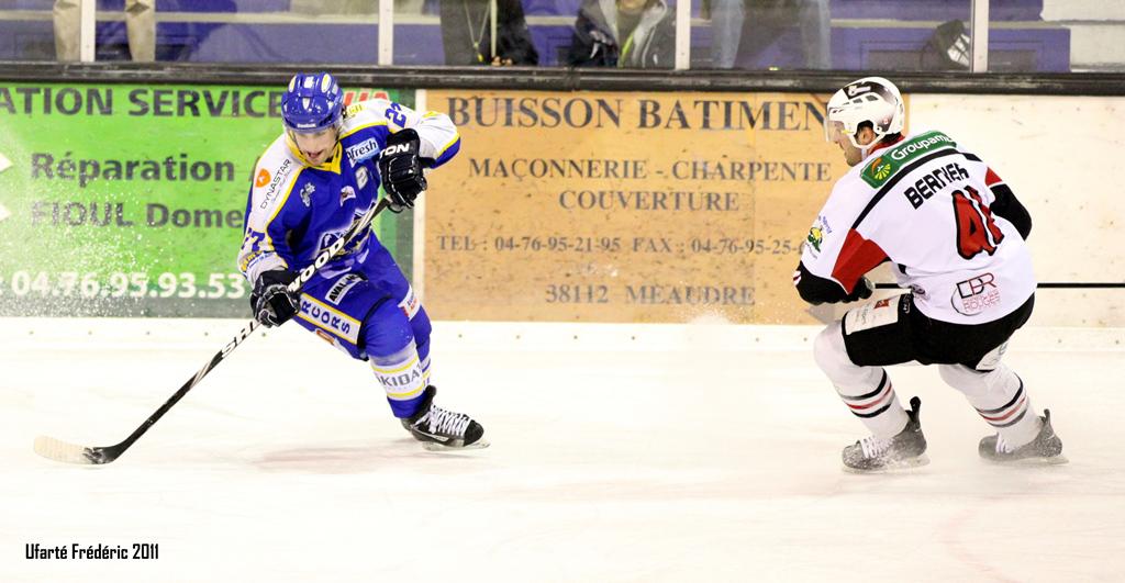 Villard-de-Lans 2 - 3 Briançon 