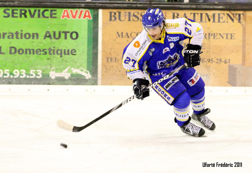 Villard-de-Lans 2 - 3 Briançon 