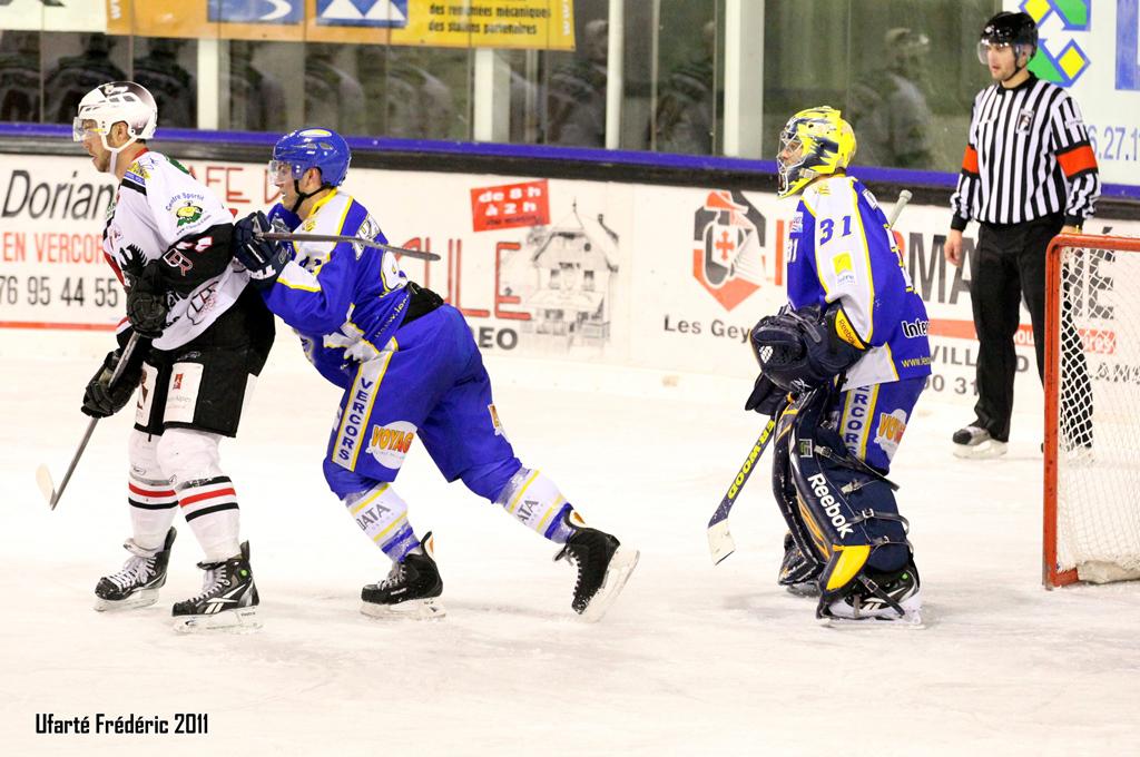 Villard-de-Lans 2 - 3 Briançon 