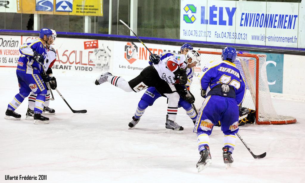Villard-de-Lans 2 - 3 Briançon 