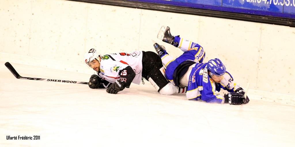 Villard-de-Lans 2 - 3 Briançon 
