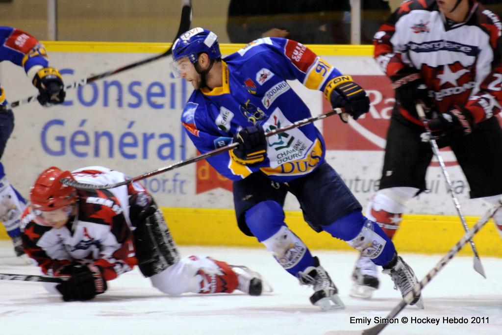 Dijon  5 - 4 Neuilly/Marne